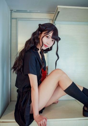 性感欧美小萝莉图片_4K免费观看韩国