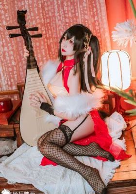 日韩男女亲吻拥抱戏_HD完整在线观看
