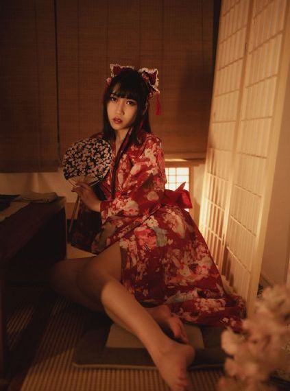 欧美高颜值校园电影_迅雷手机免费观看
