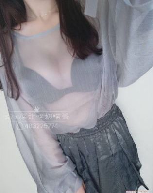 欧美大妈街拍_高清电影完整版在线观看