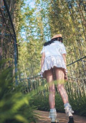 qq头像高清欧美范_1080视频大全